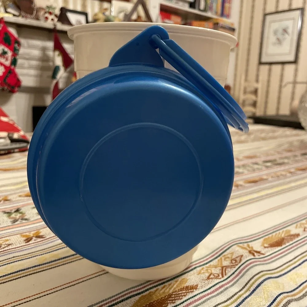 Walt‎ Disney World Animal Kingdom Orville Redenbacher's Popcorn Bucket Souvenir